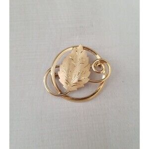 Vintage Gold 1930s signed A C 12K G.F Leaf brooch pin